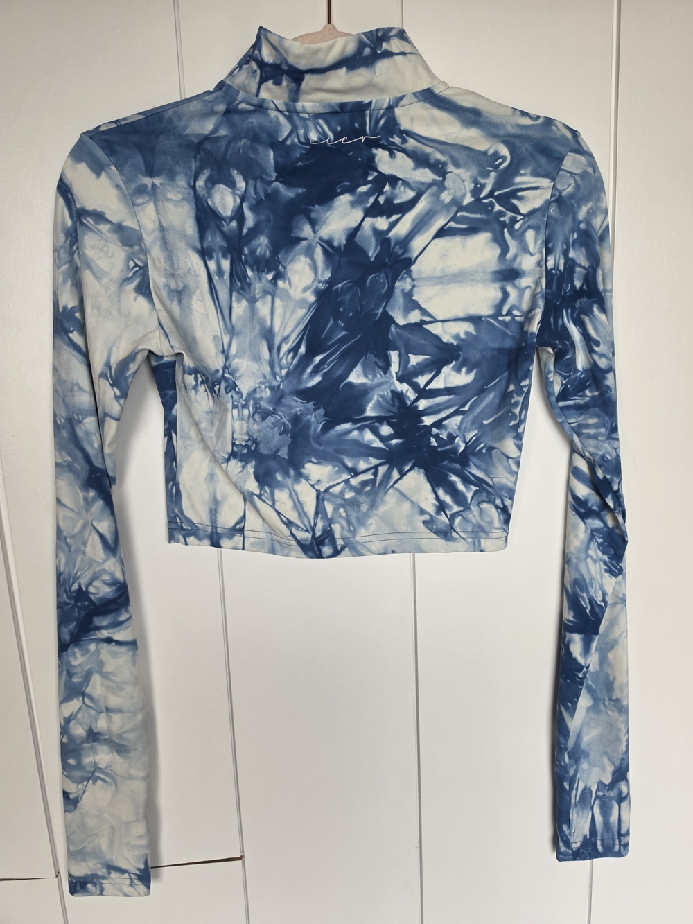 Tie-Dye Quarter-Zip Cropped Long Sleeve Top — Blue - Picture 7 of 8